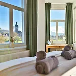 Luxus - Perfekt Fuer Familien & Gruppen - Zentrale Lage & Parkplatz