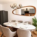 Luxus - Mitten In Deutschland - Perfekte Lage - Parkplatz Apartment