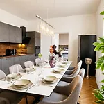 Luxus - Mitten In Deutschland - Perfekte Lage - Parkplatz Apartment