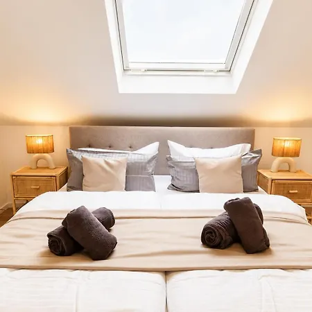 Apartman Premium Feelgood Gruppenapartments Fuer Familien & Freundesgruppen - Urlaub Im Kurort In Zentraler Lage Deutschlands