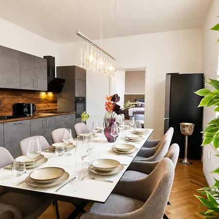 Premium Feelgood Gruppenapartments Fuer Familien & Freundesgruppen - Urlaub Im Kurort In Zentraler Lage Deutschlands Lejlighed