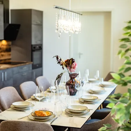 Feelgood Premium Gruppenapartments Fuer Familien & Freundesgruppen - Urlaub Im Kurort In Zentraler Lage Deutschlands Bad Sooden-Allendorf