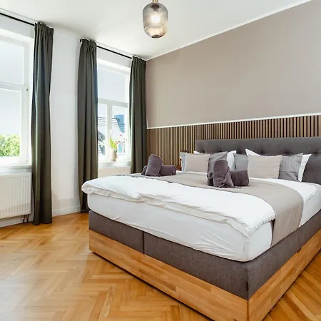 Feelgood Premium Gruppenapartments Fuer Familien & Freundesgruppen - Urlaub Im Kurort In Zentraler Lage Deutschlands *
