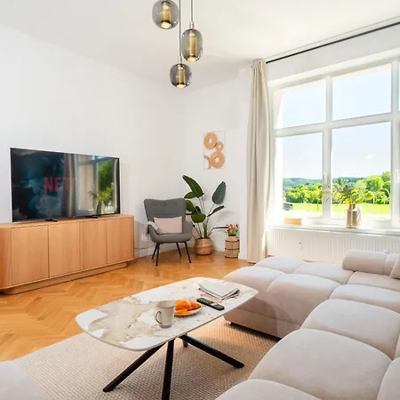 Feelgood Premium Gruppenapartments Fuer Familien & Freundesgruppen - Urlaub Im Kurort In Zentraler Lage Deutschlands شقة