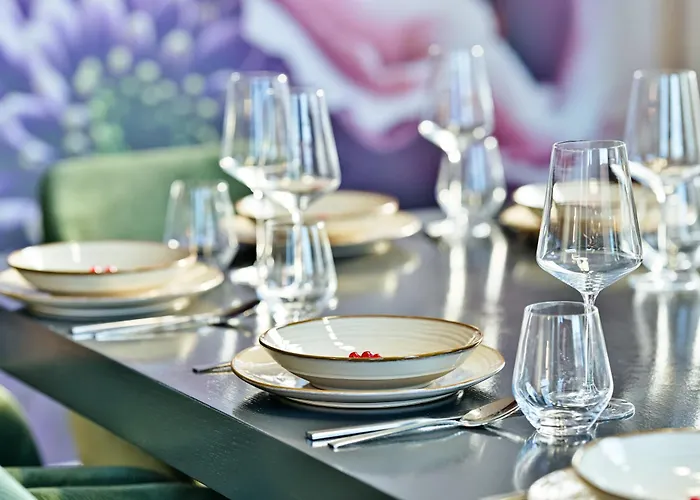 Luxus - Perfekt Fuer Familien & Gruppen - Zentrale Lage & Parkplatz Apartman