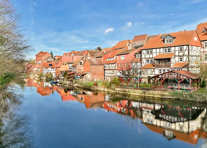 Luxus - Perfekt Fuer Familien & Gruppen - Zentrale Lage & Parkplatz *