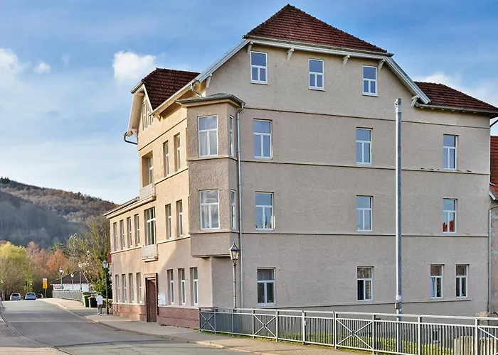 Luxus - Perfekt Fuer Familien & Gruppen - Zentrale Lage & Parkplatz Apartman